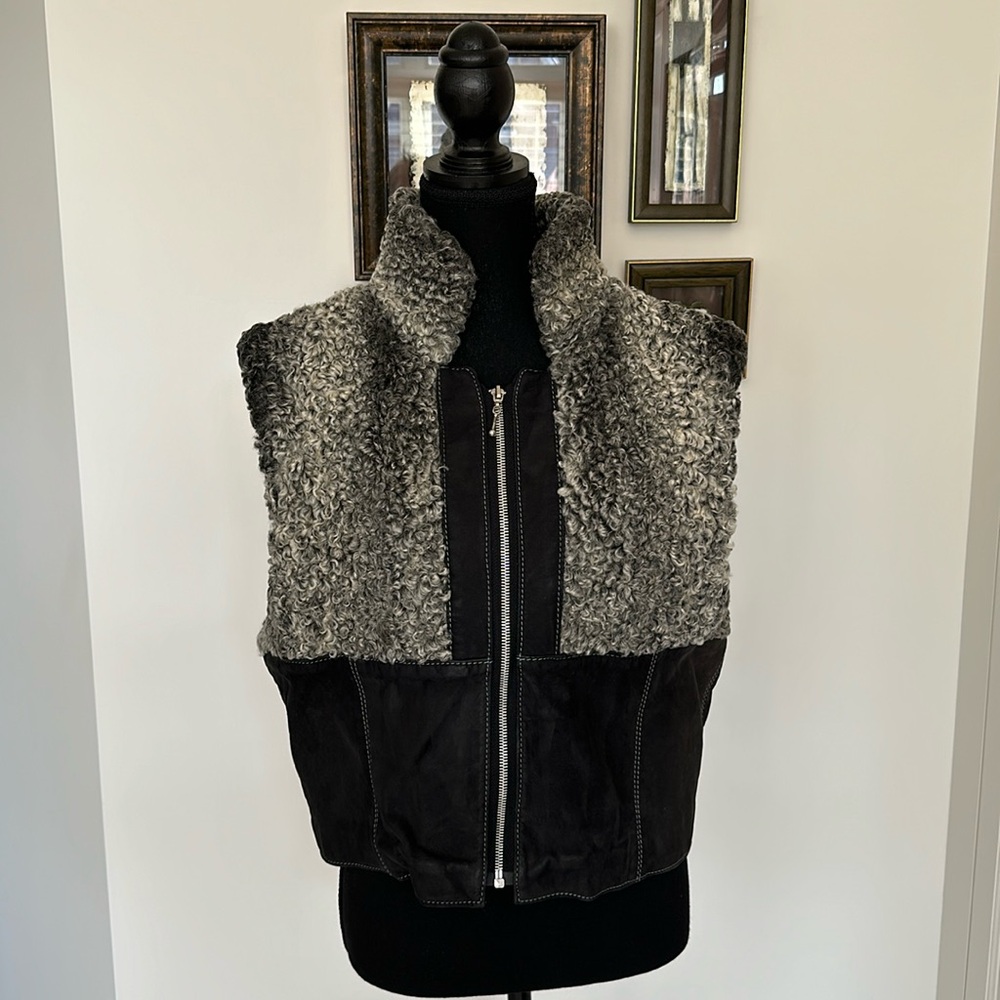Women's Gray Faux Shearling & Suede Zip Vest